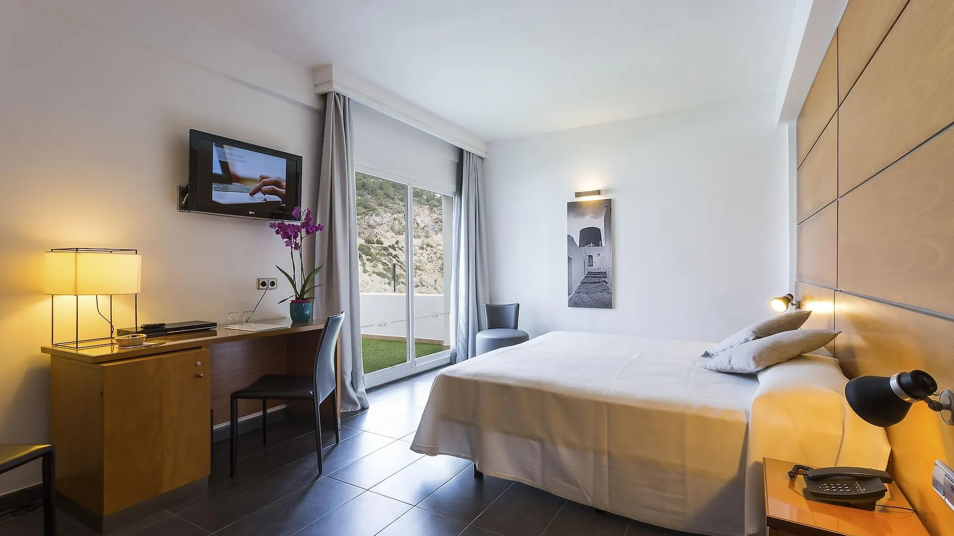 Palladium Hotel Cala Llonga - Adults Only 4*, Cala Llonga (Ibiza) Spain
