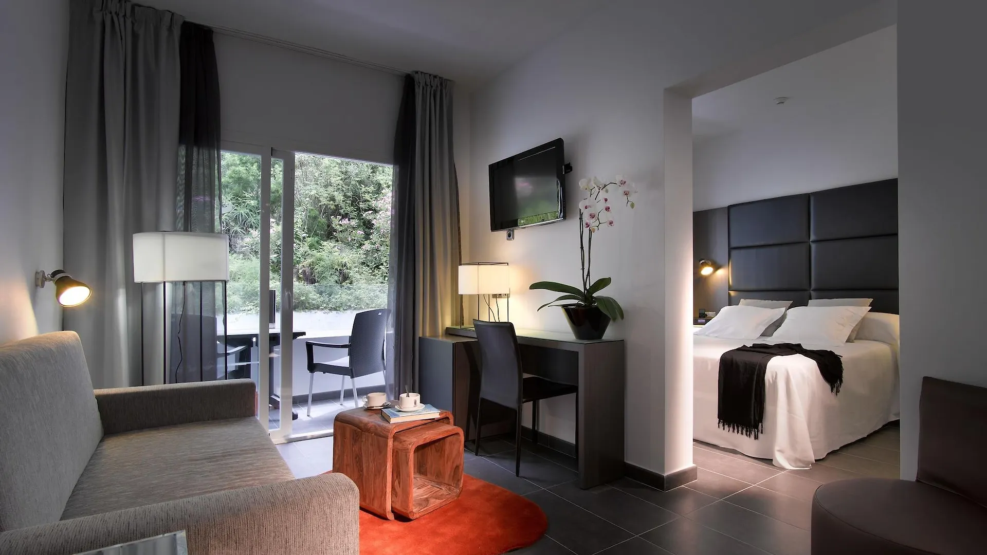 Palladium Hotel Cala Llonga - Adults Only  Cala Llonga (Ibiza)