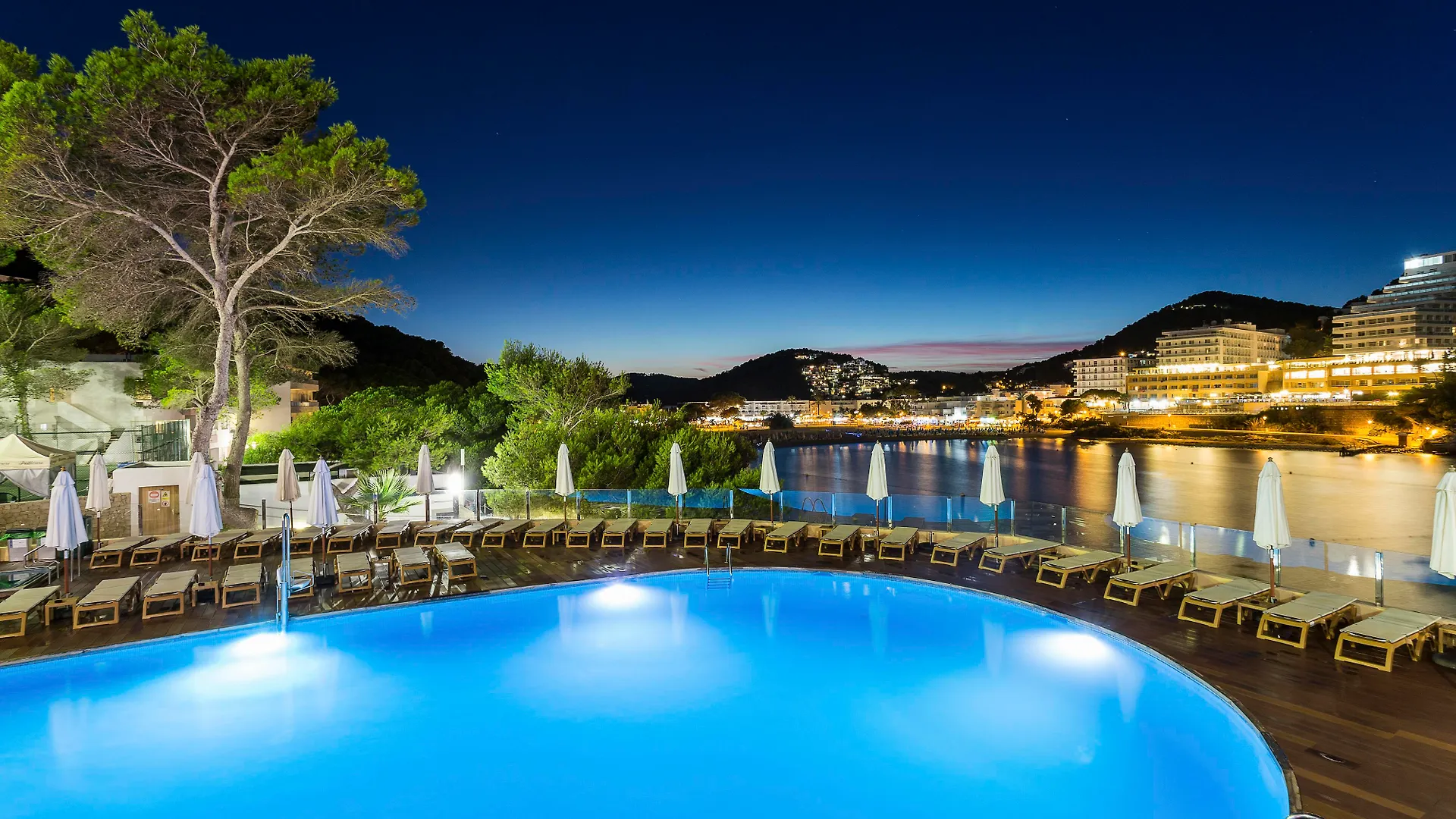 Palladium Hotel Cala Llonga - Adults Only