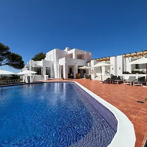 Hotel Village